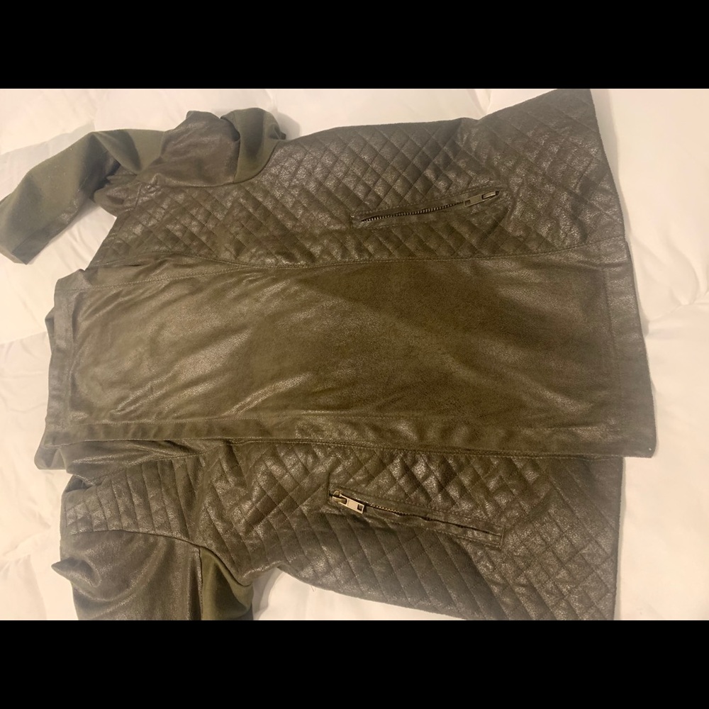 Green jacket - Picture 4 of 4